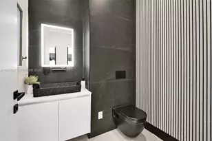 920 NE 17th Ave, Fort Lauderdale, FL 33304 - Photo 41