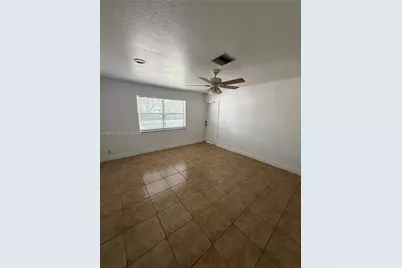 356 SW 2nd Pl, Pompano Beach, FL 33060 - Photo 5