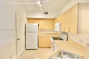 1902 Belmont Ln, North Lauderdale, FL 33068 - Photo 11