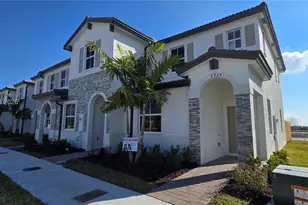 2729 SE 26th Rd, Homestead, FL 33035 - Photo 1
