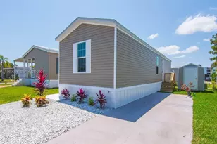 315 NE Cardinal Ln L25, Jensen Beach, FL 34957 - Photo 35