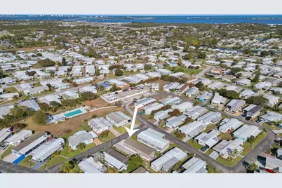 315 NE Cardinal Ln L25, Jensen Beach, FL 34957 - Photo 1