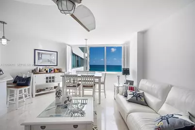 7135 Collins Ave #1522, Miami Beach, FL 33141 - Photo 3