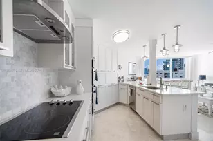 7135 Collins Ave, Miami Beach, FL 33141 - Photo 5
