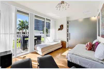 10275 Collins Ave #102, Bal Harbour, FL 33154 - Photo 15