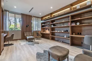 1000 W Island Blvd, Aventura, FL 33160 - Photo 11