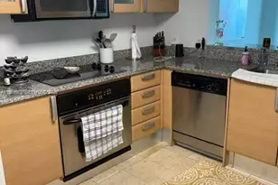 2101 Brickell Ave, Miami, FL 33129 - Photo 9