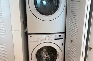 2101 Brickell Ave, Miami, FL 33129 - Photo 27