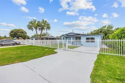 2520 NW 108th St, Miami, FL 33167 - Photo 3