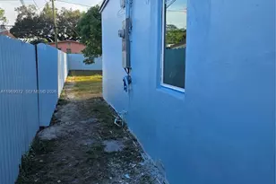 2520 NW 108th St, Miami, FL 33167 - Photo 41