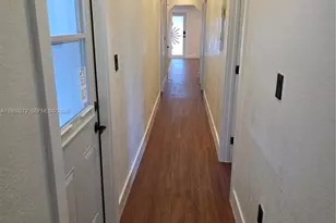 2520 NW 108th St, Miami, FL 33167 - Photo 35