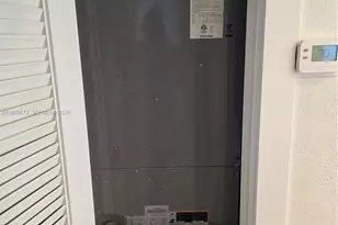 2520 NW 108th St, Miami, FL 33167 - Photo 37