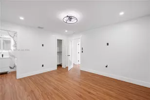 2520 NW 108th St, Miami, FL 33167 - Photo 25