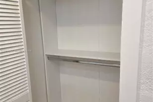 2520 NW 108th St, Miami, FL 33167 - Photo 9