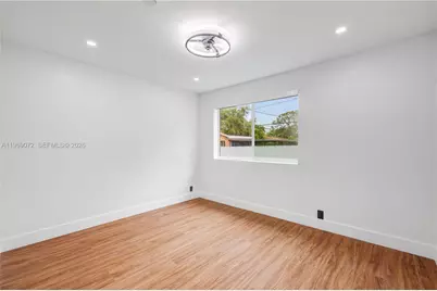 2520 NW 108th St, Miami, FL 33167 - Photo 29