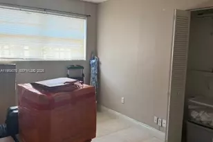 424 NW 57th Ct, Miami, FL 33126 - Photo 11