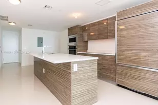 460 NE 28th St, Miami, FL 33137 - Photo 13