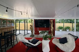 1281 NW 31st Ave, Miami, FL 33125 - Photo 23