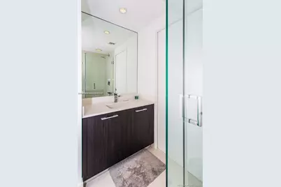 55 SW 9th St #2903, Miami, FL 33130 - Photo 13