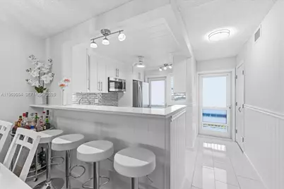 3201 NE 8th St #405, Pompano Beach, FL 33062 - Photo 5