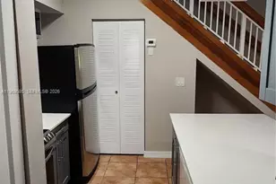 18352 NW 68th Ave, Hialeah, FL 33015 - Photo 9