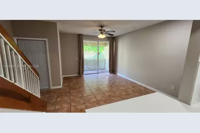 18352 NW 68th Ave #P, Hialeah, FL 33015 - Photo 19