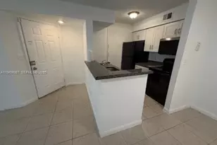 2826 S University Dr, Davie, FL 33328 - Photo 9