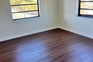 10431 N Kendall Dr, Miami, FL 33176 - Photo 13