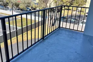 10431 N Kendall Dr, Miami, FL 33176 - Photo 11