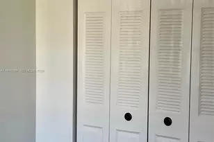 10431 N Kendall Dr, Miami, FL 33176 - Photo 17