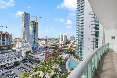 900 Biscayne Blvd #2401, Miami, FL 33132 - Photo 25
