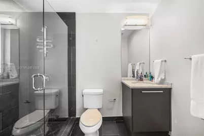 900 Biscayne Blvd #2401, Miami, FL 33132 - Photo 21