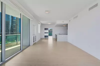 900 Biscayne Blvd #2401, Miami, FL 33132 - Photo 5