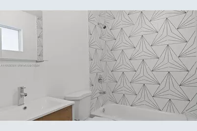 1561 Jefferson Avenue, Miami Beach, FL 33139 - Photo 7