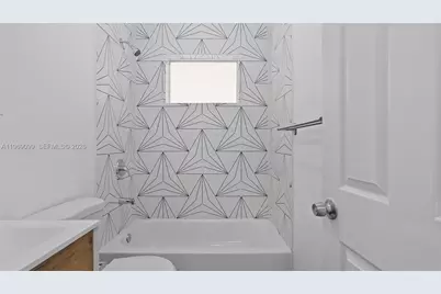 1561 Jefferson Avenue, Miami Beach, FL 33139 - Photo 41