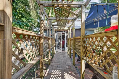 4280 NE 11th Ter, Pompano Beach, FL 33064 - Photo 37