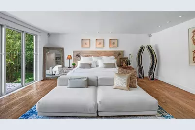 575 Hibiscus Ln, Miami, FL 33137 - Photo 33