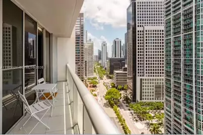 485 Brickell Ave #2206, Miami, FL 33131 - Photo 19