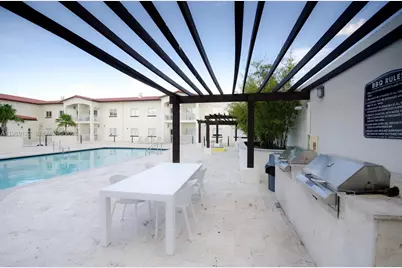 10950 NW 82nd St #204, Doral, FL 33178 - Photo 23