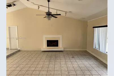 1573 SE Clearbrook St, Port Saint Lucie, FL 34983 - Photo 9