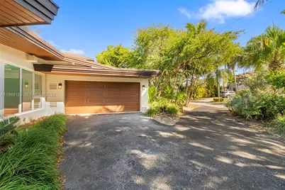 13060 Lerida St, Coral Gables, FL 33156 - Photo 3