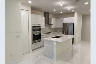 10445 NW 66th St #10445, Doral, FL 33178 - Photo 11