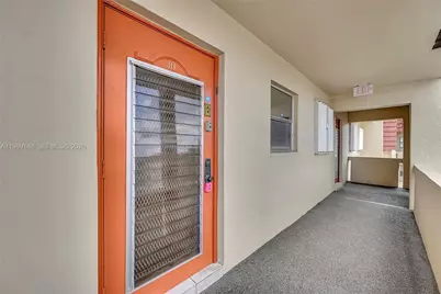 7960 N Sunrise Lakes Dr #311, Sunrise, FL 33322 - Photo 3