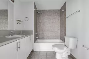 455 NE 25th St, Miami, FL 33137 - Photo 11