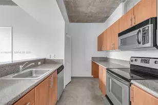 455 NE 25th St, Miami, FL 33137 - Photo 1