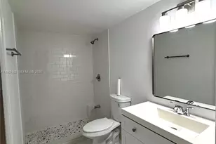 8501 NW 8th St, Miami, FL 33126 - Photo 9