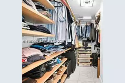 950 Brickell Bay Dr #3605, Miami, FL 33131 - Photo 21