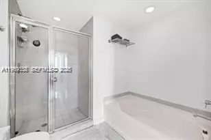 950 Brickell Bay Dr, Miami, FL 33131 - Photo 25