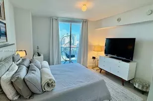 185 SW 7th St, Miami, FL 33130 - Photo 9