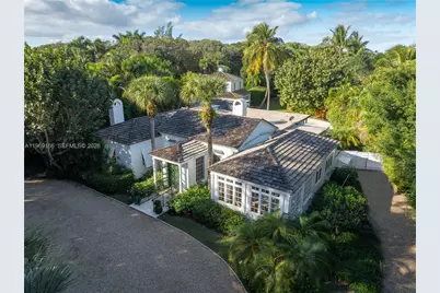 200 S Beach Rd, Jupiter Island, FL 33455 - Photo 1